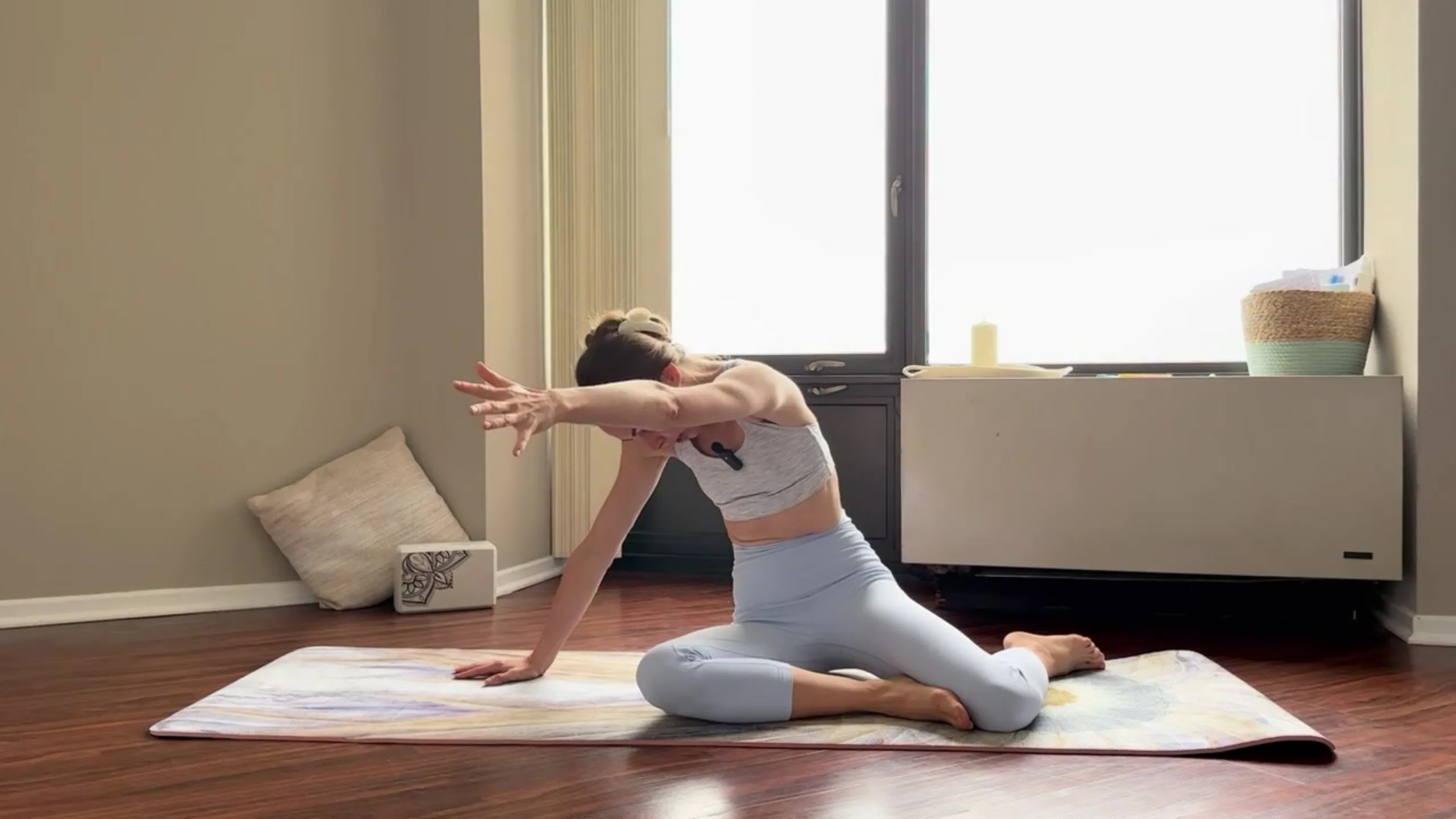 exercises-to-relieve-tension-in-the-neck-and-shoulders_02 exercises to relieve tension in the neck and shoulders