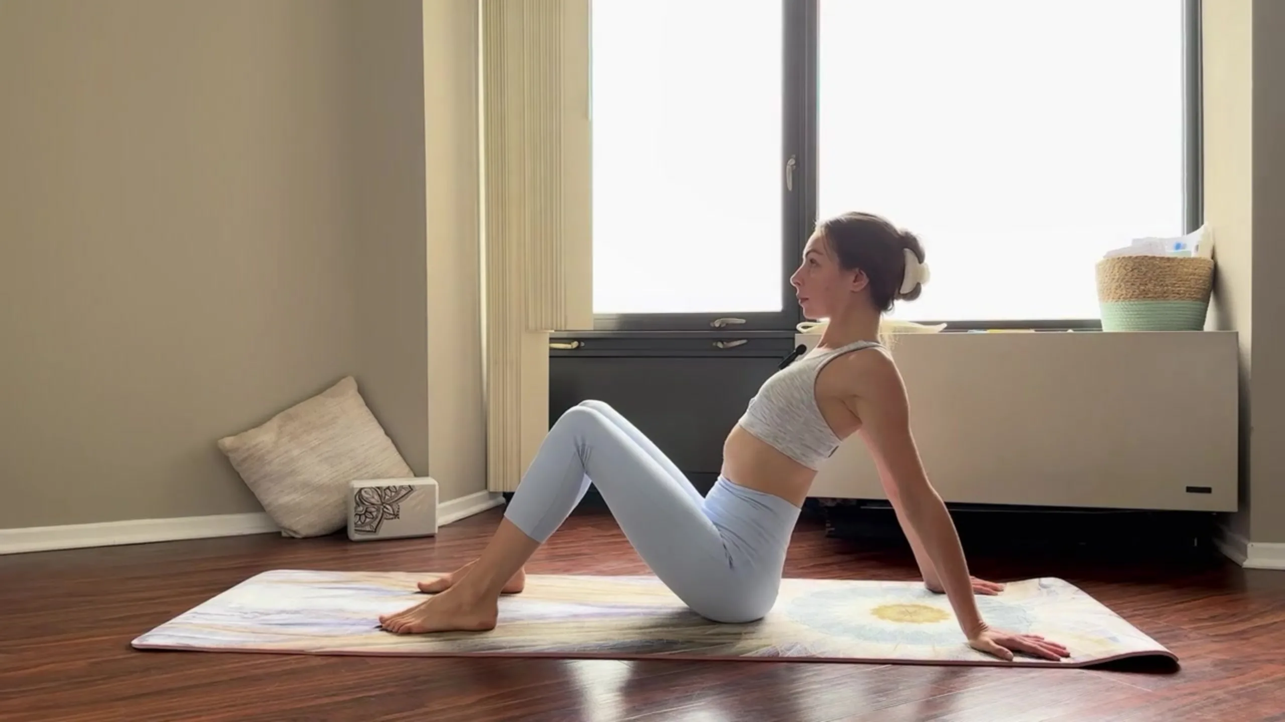 uprazhneniya-dlya-snyatiya-napryazheniya-v-shee-i-plechah_03 uprazhneniya dlya snyatiya napryazheniya v shee i plechah